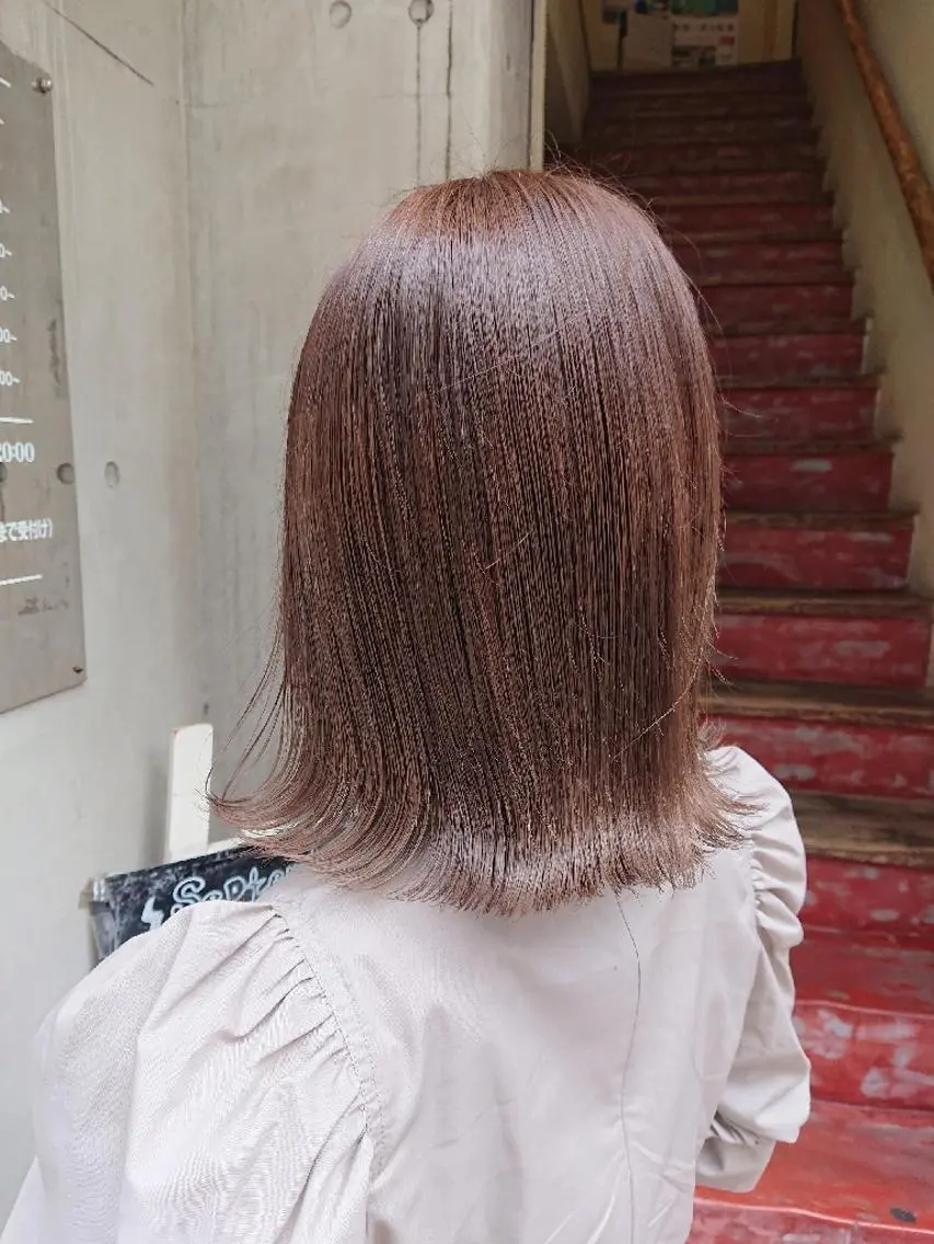 ミディアム カラー ベージュカラー ブリーチ ブリーチなしカラー 「sumi」 AMIのヘアスタイル