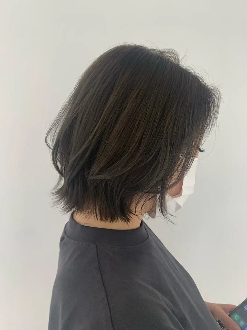 ミディアム カラー Takahashi Yuriのヘアスタイル