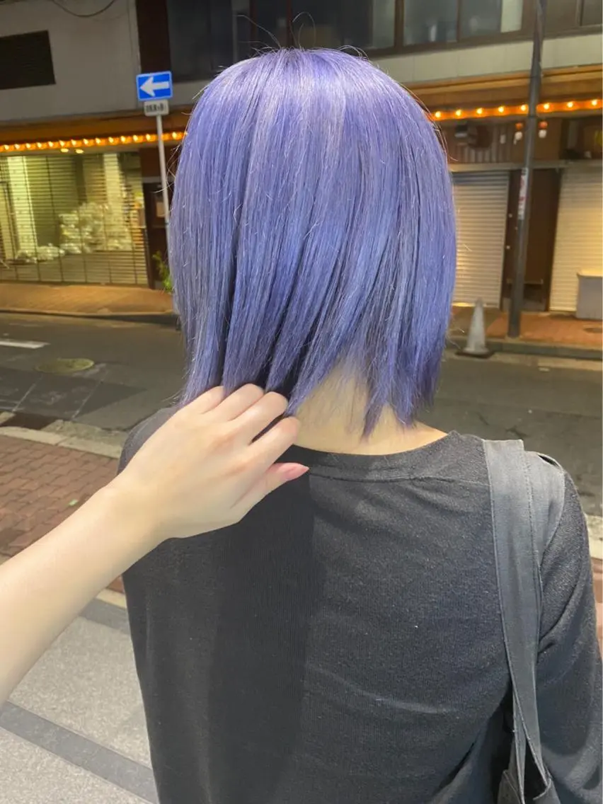 カラー white.梅田 デザインカラー🦄のヘアスタイル