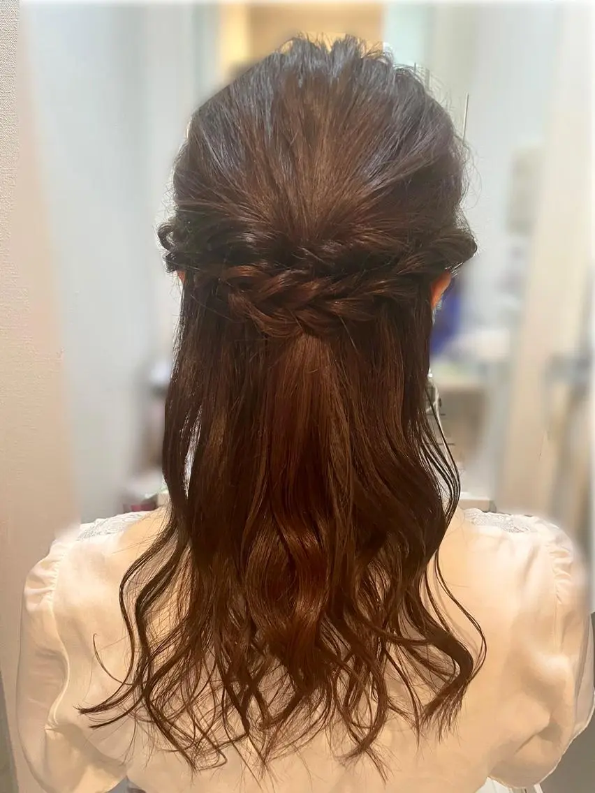 セミロング ヘアアレンジ T Ayaのヘアスタイル