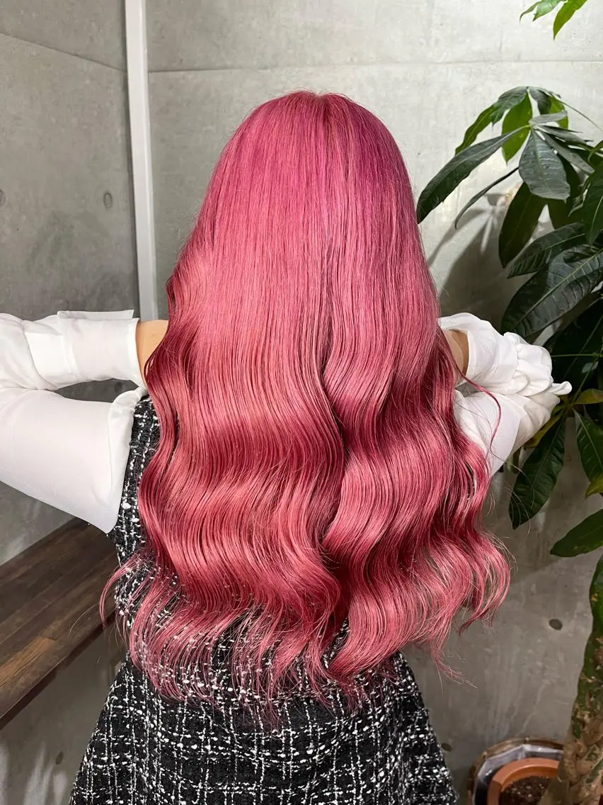 カラー ピンクカラー ヘアカラー トリートメント Kazu 🌠名古屋 ハイトーン/レイヤーのヘアスタイル