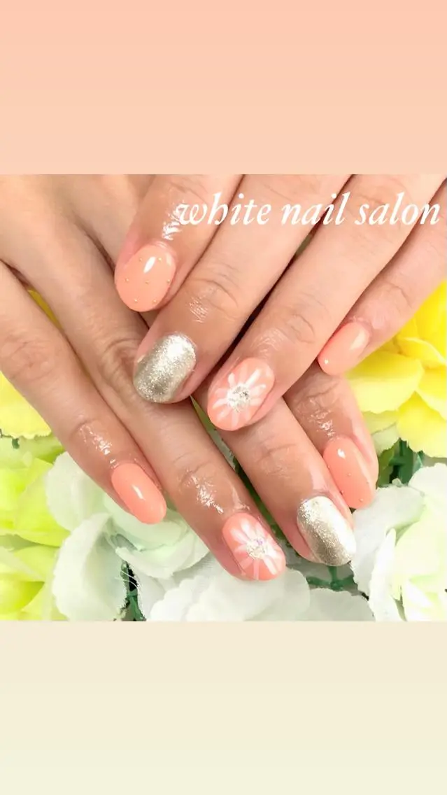 ネイル アートネイル フレンチネイル ジェルネイル ハードジェル 持ち込み ハンドネイル white nail salonのネイルデザイン