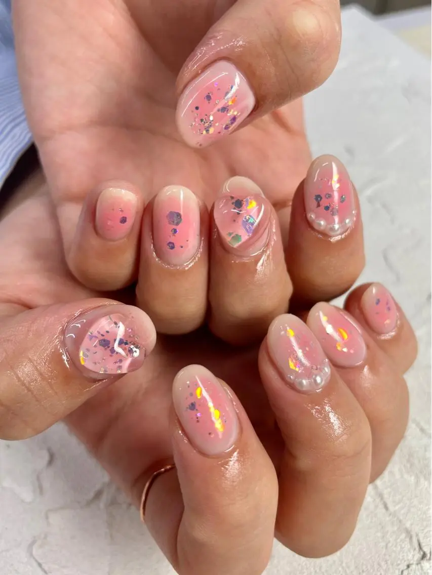 ネイル チークネイル ハート キラキラネイル 韓国ネイル ぷっくりネイル Nail salon Euphoriaのネイルデザイン