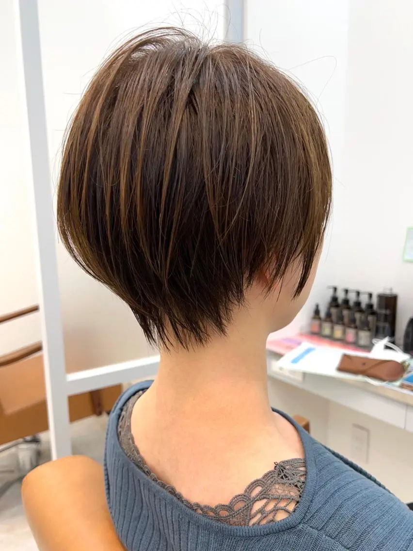 ショート ショートボブ ハンサムショート 丸みショート ボブ くびれヘア 韓国ヘア⭐︎髪質改善 io(イオ)のヘアスタイル