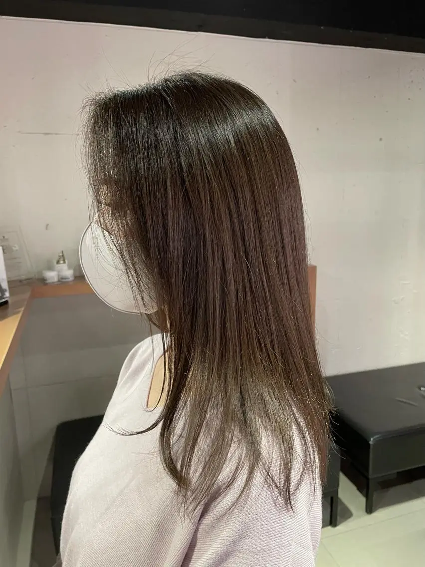 セミロング たかはし はるかのヘアスタイル