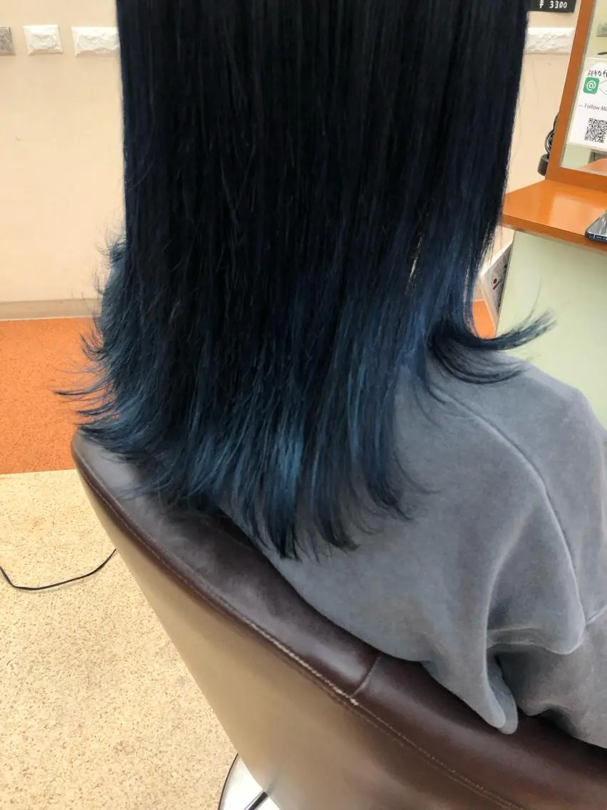 ロング カラー 黒髪 ブルーカラー ブルーブラック 【ニュアンスカラー・ 髪質改善】スズキカナのヘアスタイル