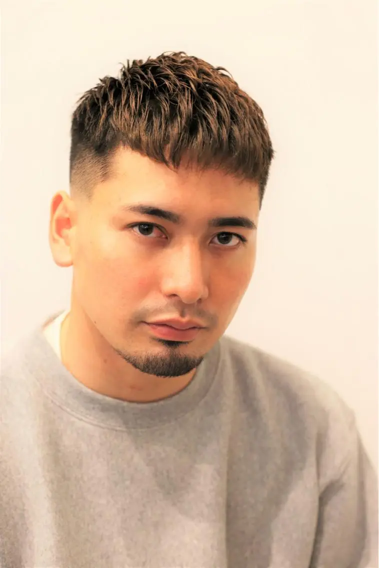 メンズ フェードカット 諌山 佳旦のヘアスタイル