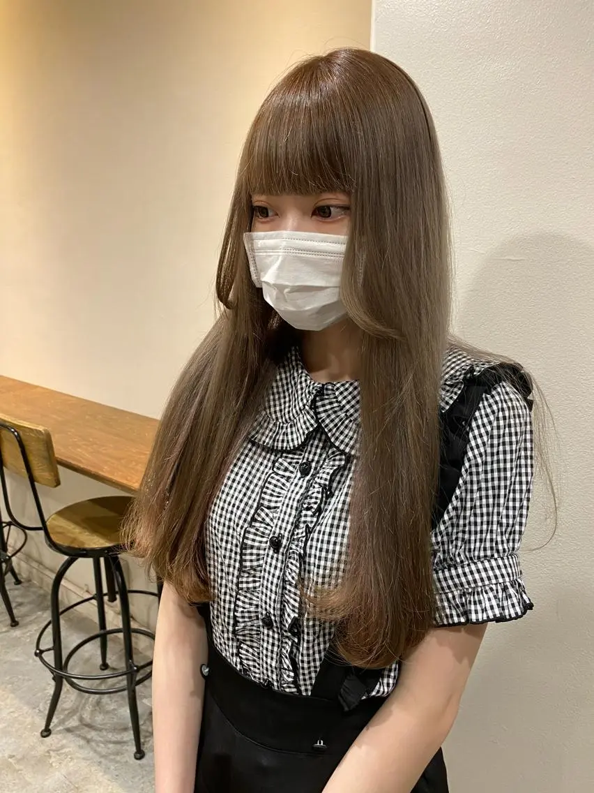 ロング KAREN🕊️ 大宮美容室のヘアスタイル
