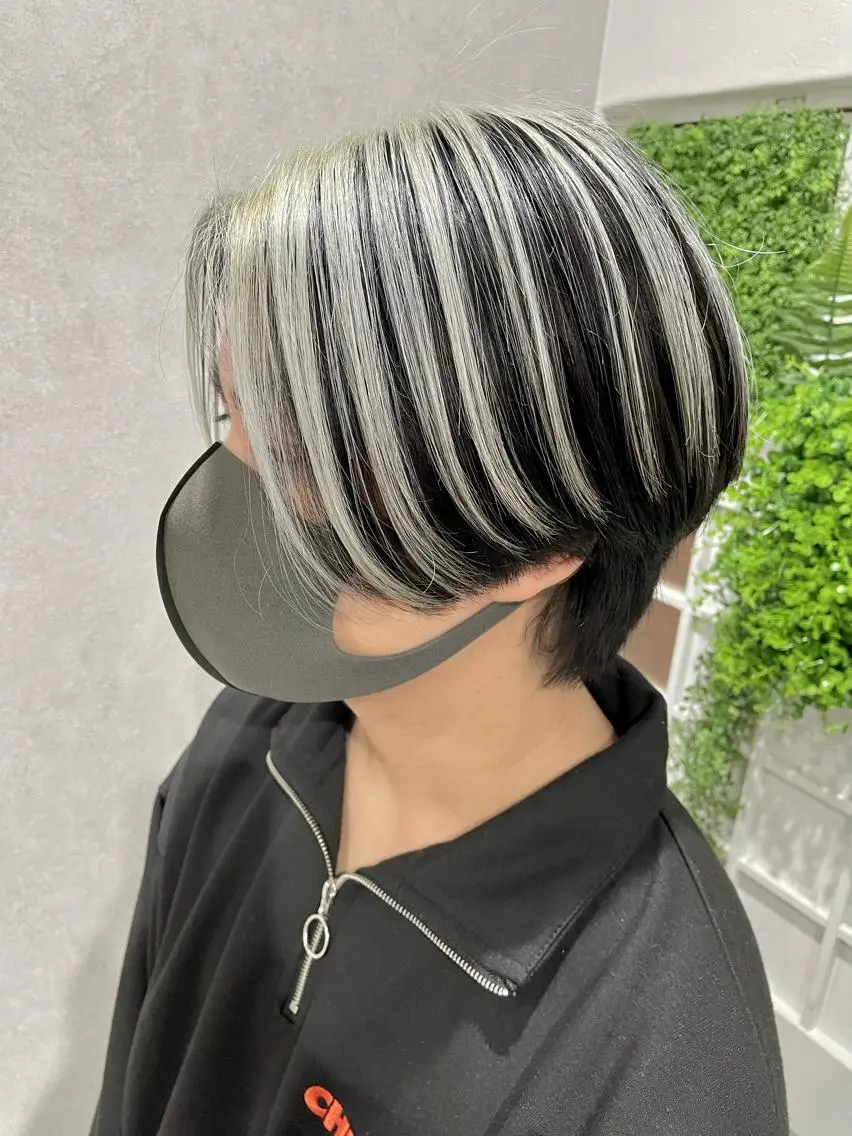 ミディアム カラー ハイライトカラー ハイライト ヘアカラー Hiro ヒロのヘアスタイル