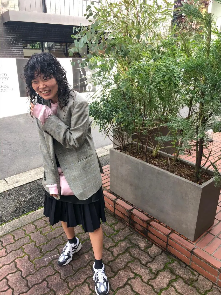 ミディアム カラー パーマ ミディアムパーマ ウルフカット カット ヘアカラー トリートメント ヘアセット センスをお届けします 大谷将生infpのヘアスタイル