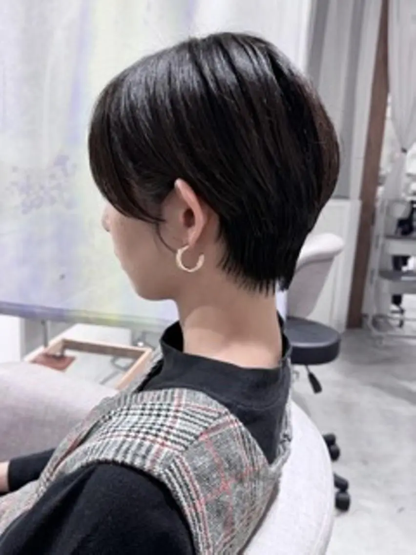 ショート 似合わせカット ショートヘア 小顔カット カット 白髪ぼかし×ショート 稲垣 圭祐のヘアスタイル