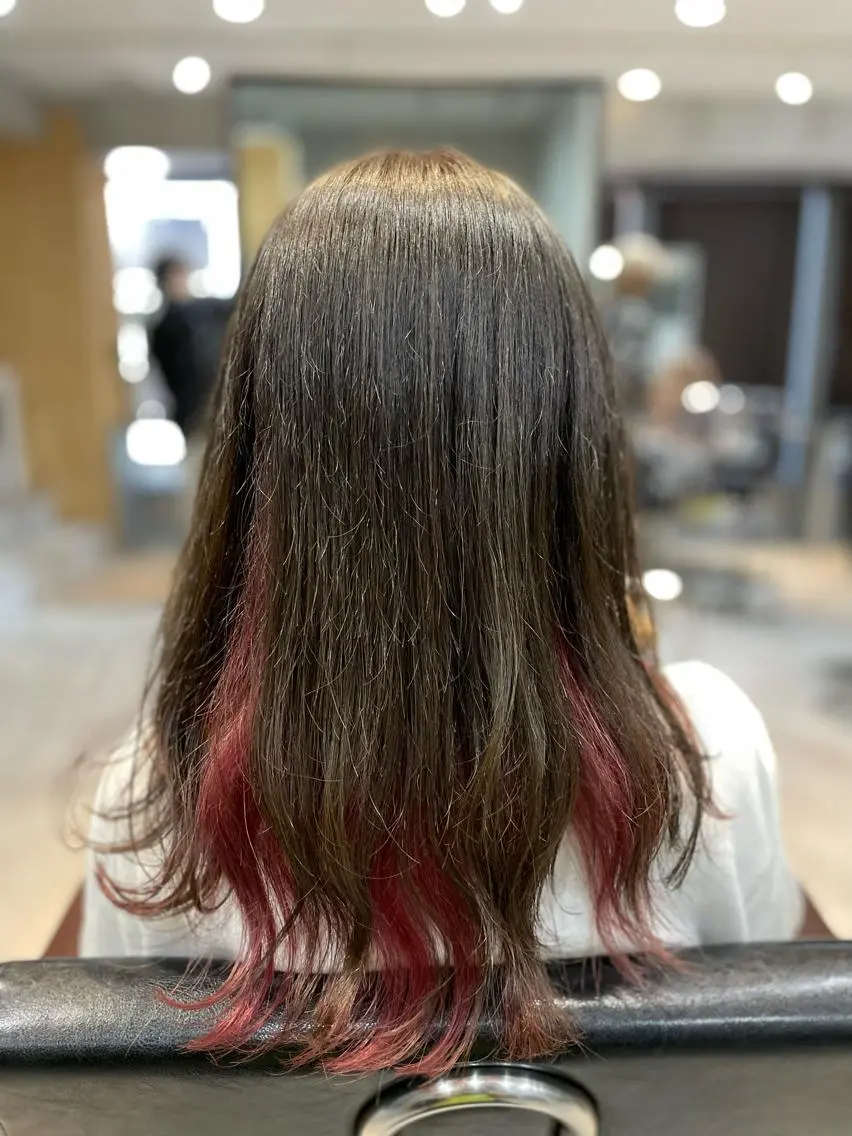 セミロング カラー インナーカラー カット ヘアカラー トリートメント 😎newi池袋😎 ミタショウタのヘアスタイル