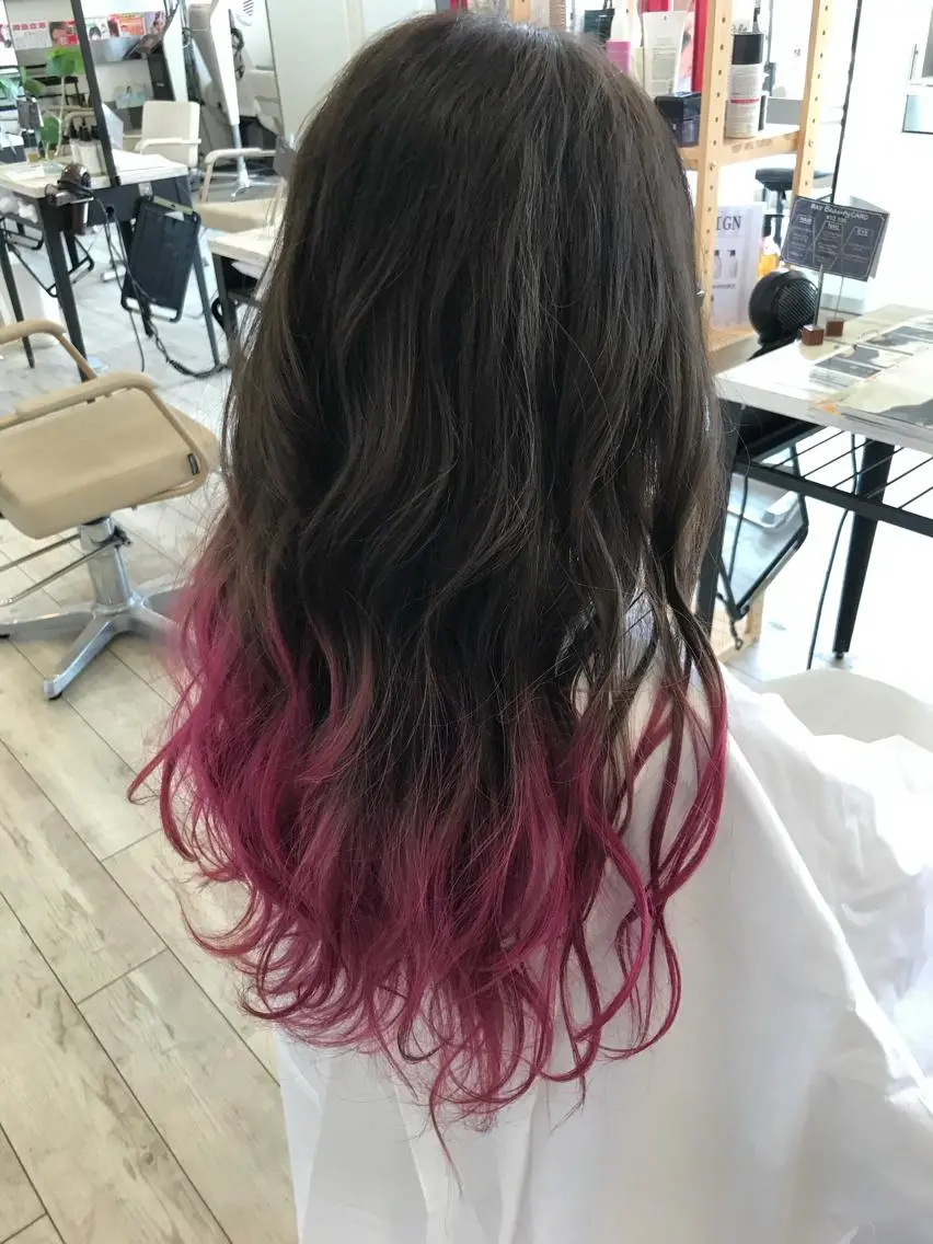 ロング カラー アッシュ アッシュブラウン ブラウンカラー ピンクカラー 松本 唯のヘアスタイル
