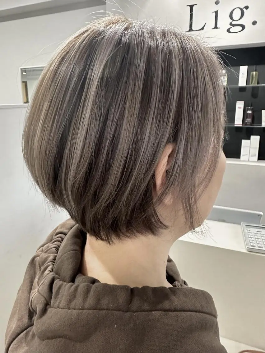 ショート カット ヘアカラー トリートメント ✨【公式】 juhl.横浜✨のヘアスタイル