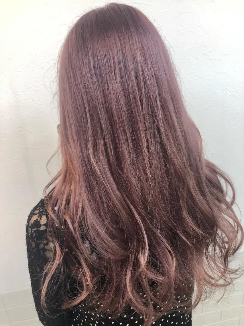 カラー 最高級エクステ /羽エクステ白石宇由のヘアスタイル