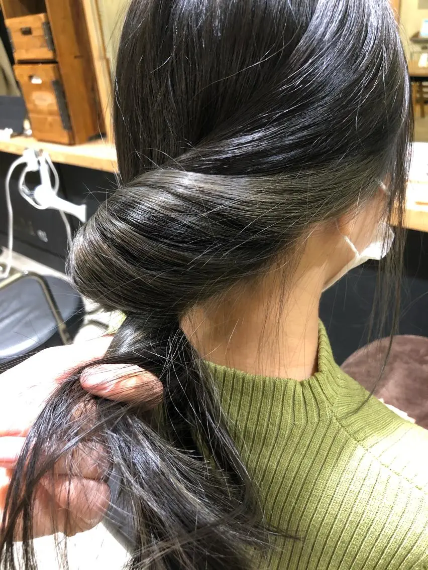 ロング カラー グレージュ カット ヘアカラー トリートメント 舘野 太嘉宏のヘアスタイル