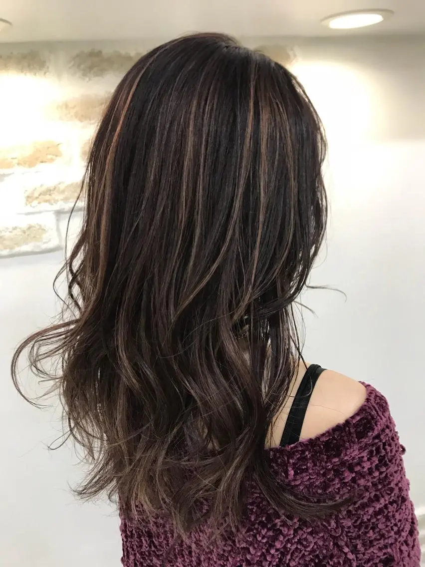 セミロング アッシュ ハイライト メンズ特化 TAKUYAのヘアスタイル
