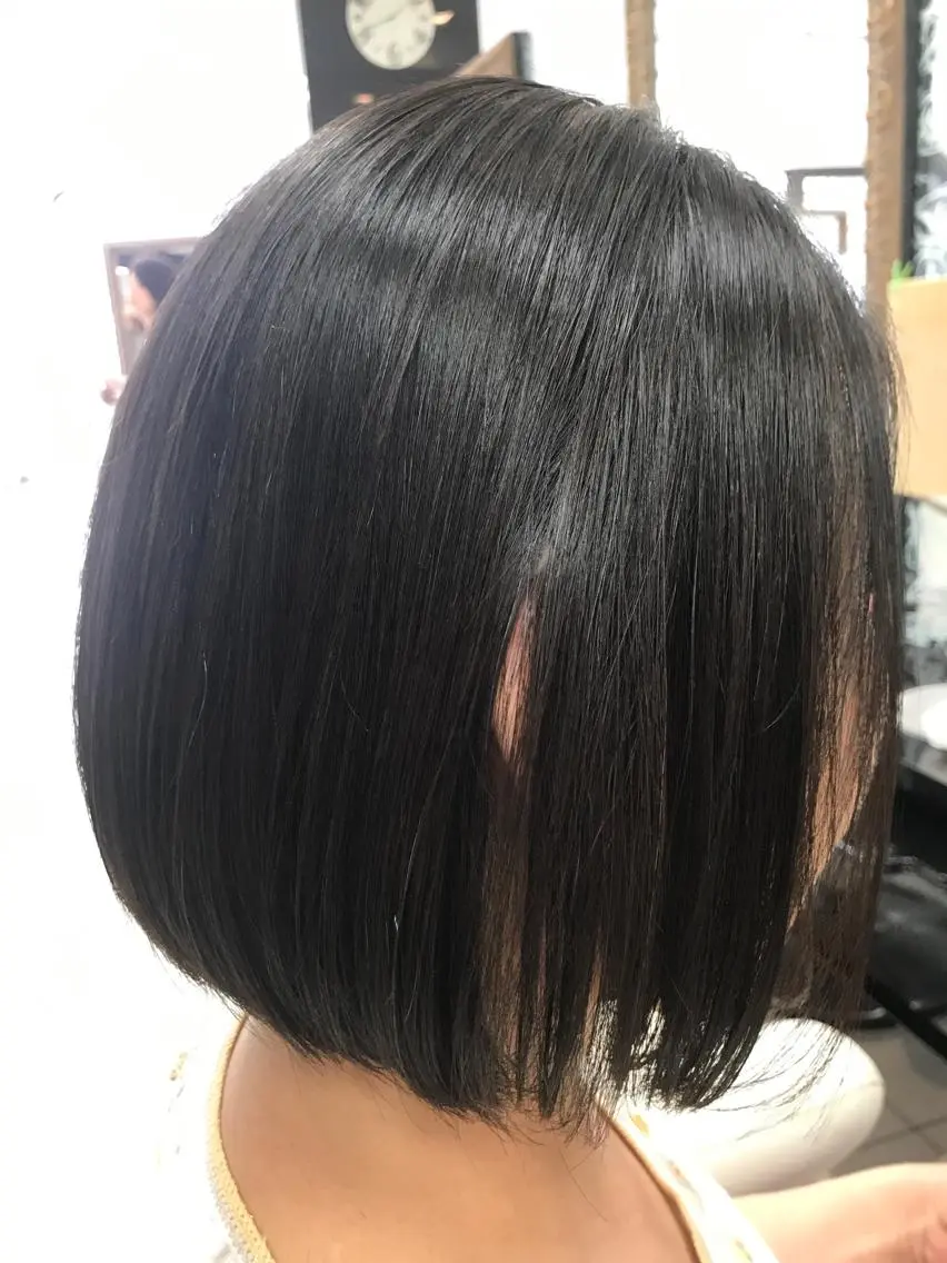 ミディアム パーマ 縮毛矯正 縮毛矯正 トリートメント 米良 志織のヘアスタイル