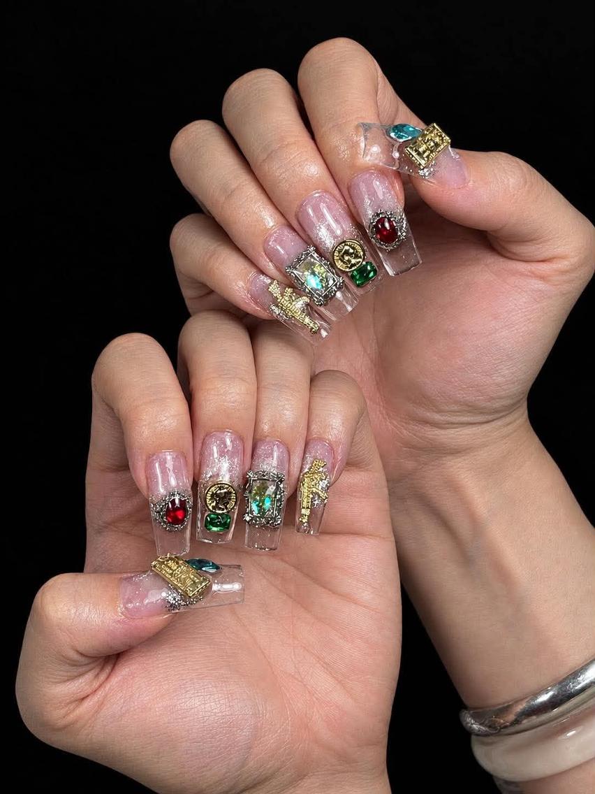ネイル アートネイル チークネイル ドット フットネイル フレンチネイル ハンドネイル Mika Nails 心斎橋のネイルデザイン