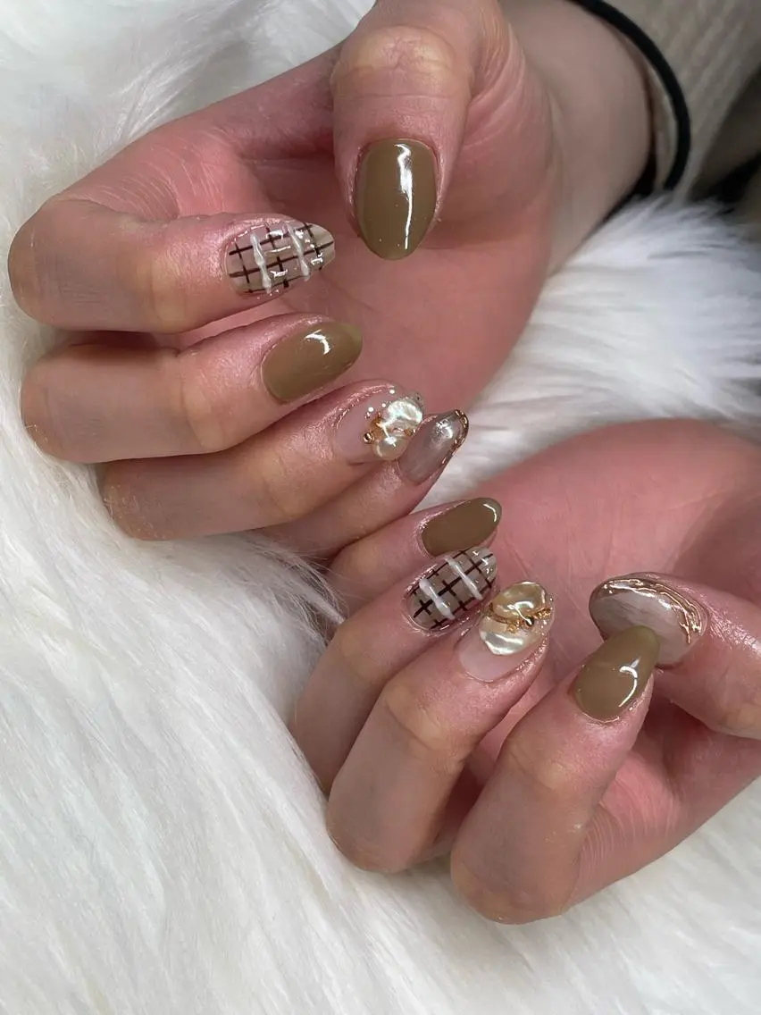 ロング パーマ キッズ ネイル マツエク・マツパ アイブロウ 福田 加奈のネイルデザイン