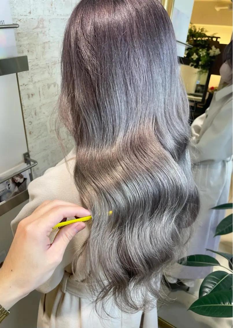 セミロング カラー ミストバング ベージュカラー ブリーチ ブルーカラー ケアブリーチ ヘアカラー 🩵アンブレラカラー 髪質改善 丸尾】のヘアスタイル