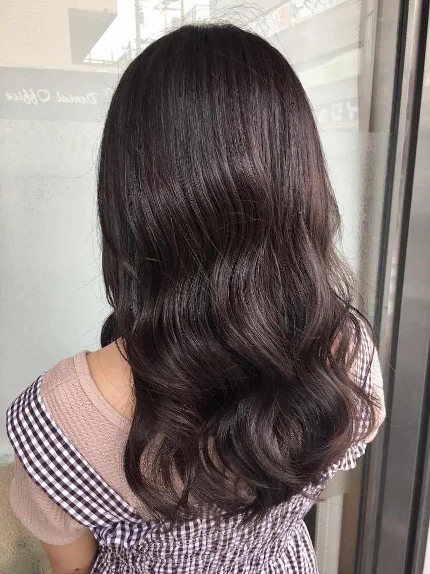 ロング カラー ブルーカラー ブルージュ ハイライトカラー イルミナカラー ハイライト 寺内 紳悟のヘアスタイル