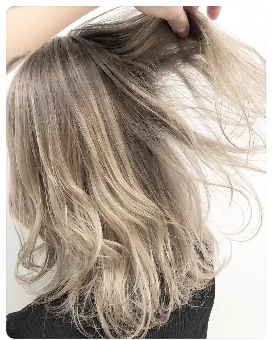 ミディアム カラー 🫧渋谷美容師 たくみ🫧のヘアスタイル