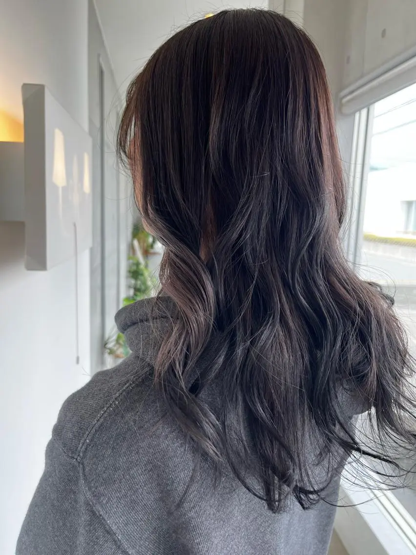 ミディアム おせ ちさとのヘアスタイル