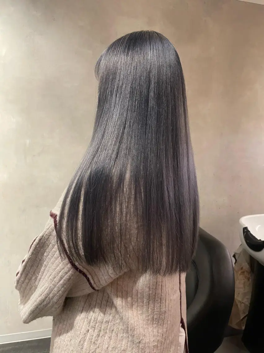 ロング ヘアカラー トリートメント EIGHT 中川原 菜々子のヘアスタイル