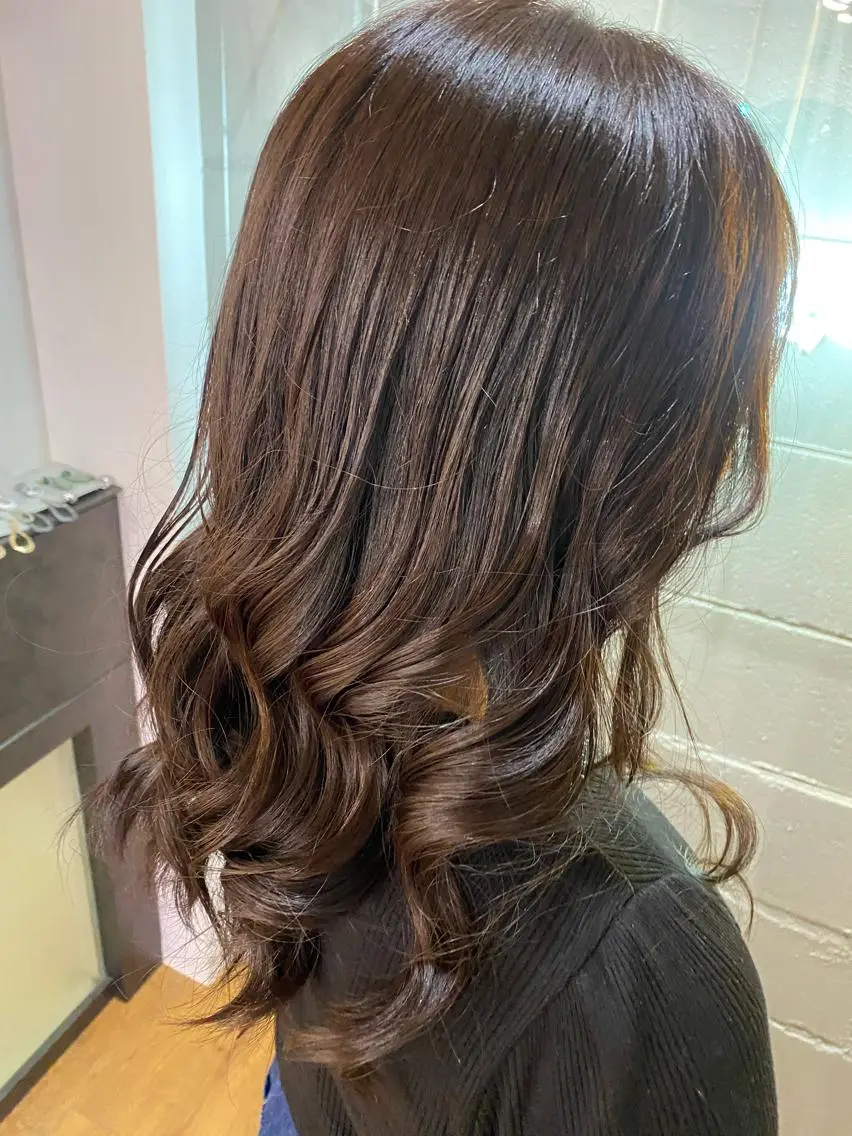 セミロング カラー ヘアアレンジ ブラウンカラー 久米 治仁のヘアスタイル