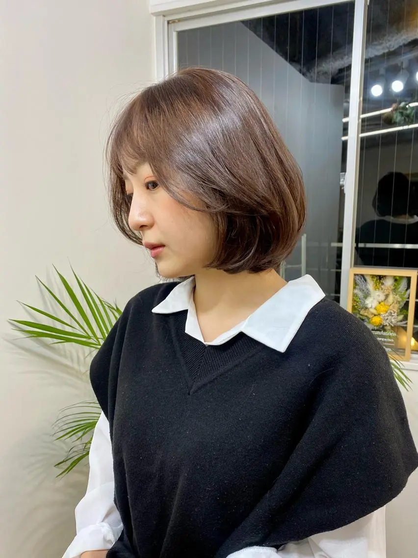 ショート カラー アッシュ アッシュブラウン バレイヤージュ ベージュカラー 黒髪 顔まわりレイヤー× 韓国ヘアオタベシンヤのヘアスタイル