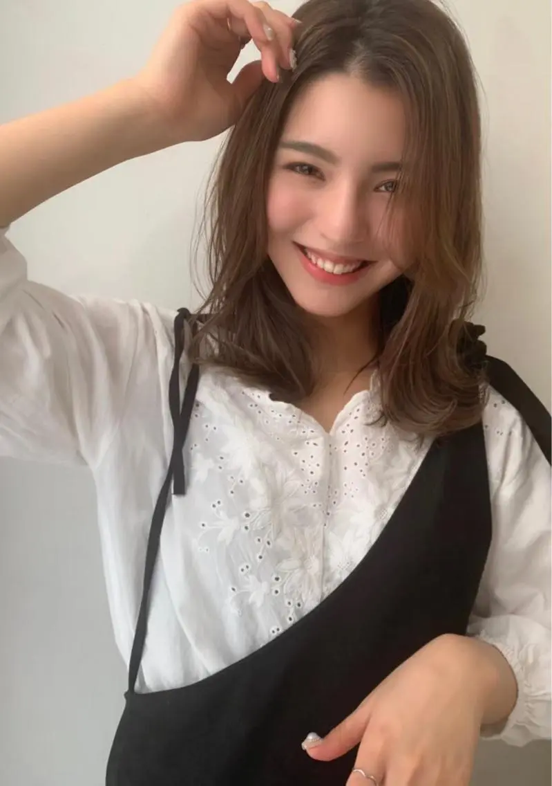 セミロング & kuのヘアスタイル