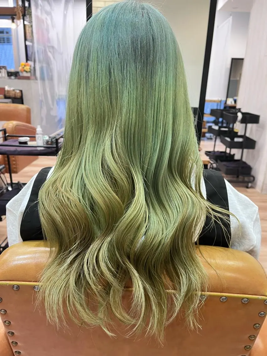 ロング カラー パーマ ヘアアレンジ ✨艶髪✨ 奈須晴香のヘアスタイル