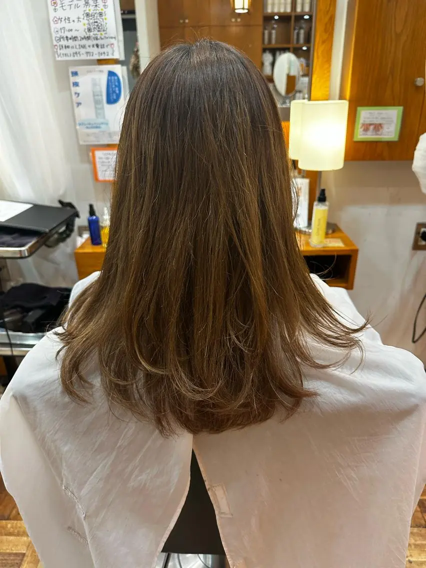 ロング ハイレイヤー レイヤーカット Flor 上大岡 🌱山本一葉🌱のヘアスタイル