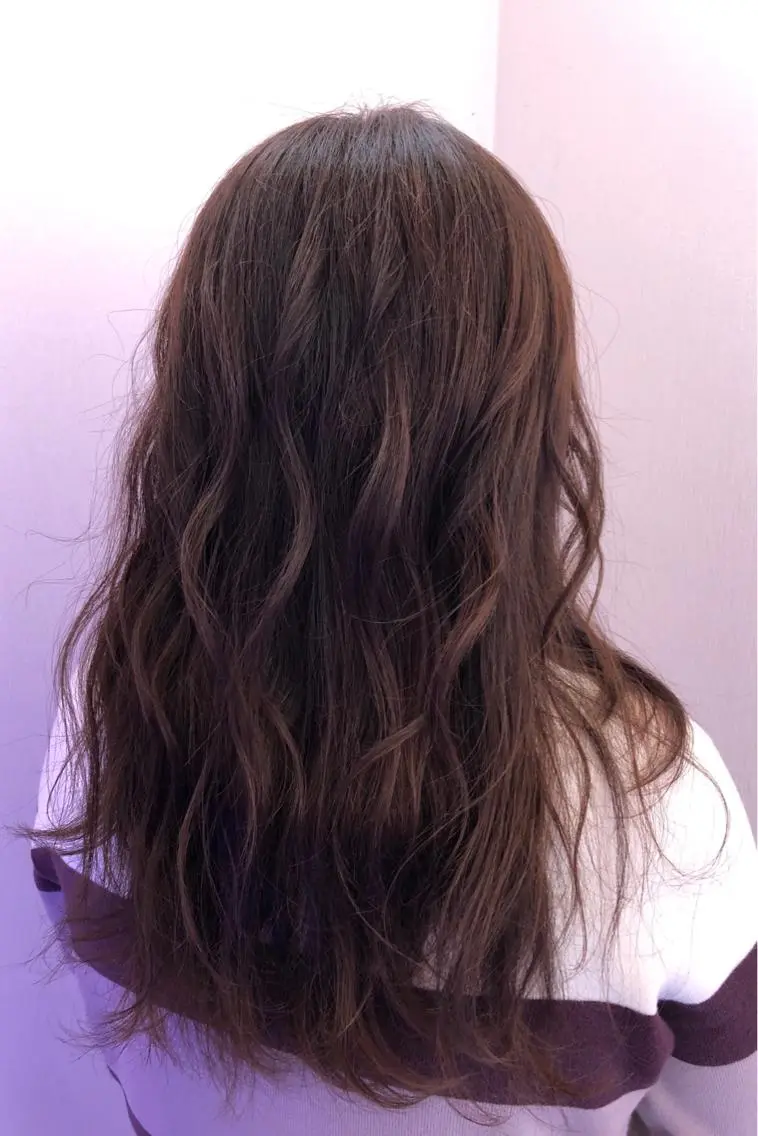 ロング カラー アッシュ バイオレットカラー バイオレットアッシュ 白井 つづりのヘアスタイル