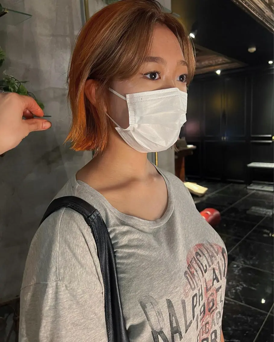 ミディアム カラー ミストバング  フェイスフレーミング カット ヘアカラー 圧倒的デザイン力 店長🎨RENAのヘアスタイル