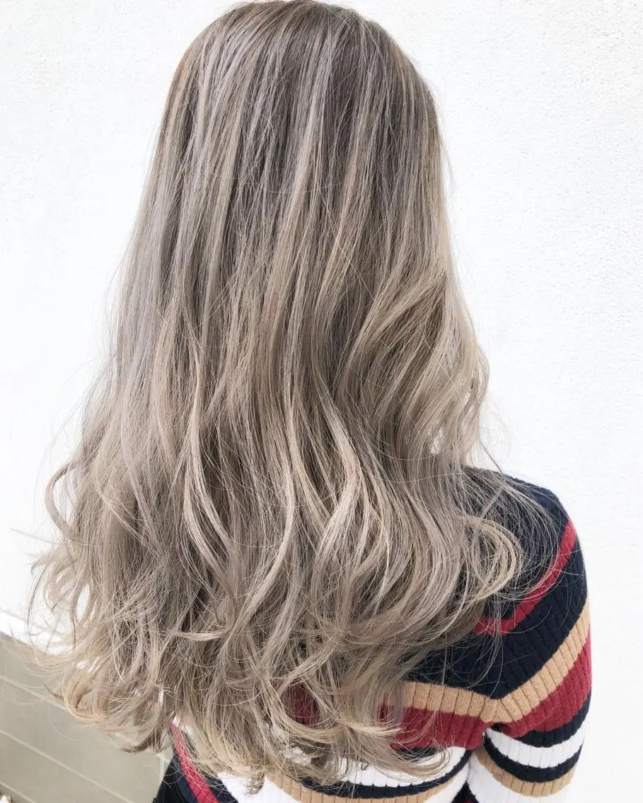 ロング カラー 具志 正太のヘアスタイル