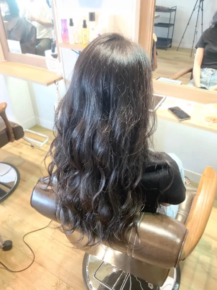 カラー ロング 透明感カラー グレージュ ヘアカラー トリートメント 堀 望美のヘアスタイル