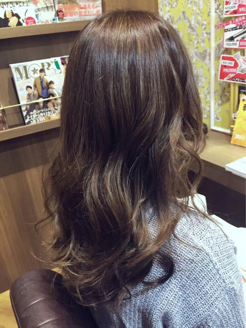 セミロング カラー パーマ ヘアアレンジ アッシュ ハイライトカラー ネイビーカラー ハイライト パーソナルカラー☆ 永尾拓也のその他イメージ