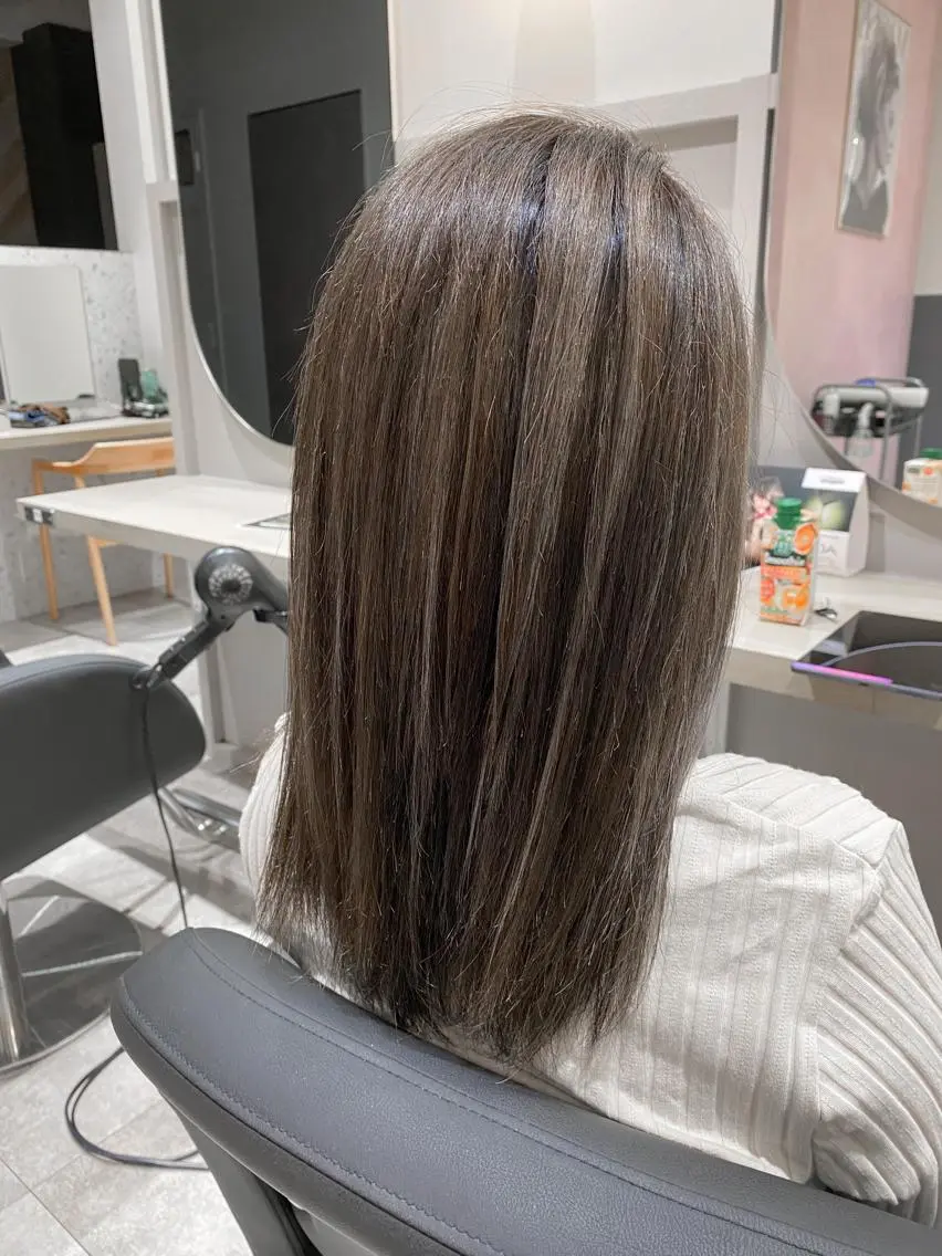 ミディアム カラー ヘアカラー トリートメント 🧡ショートの達人 🧡SHOのヘアスタイル