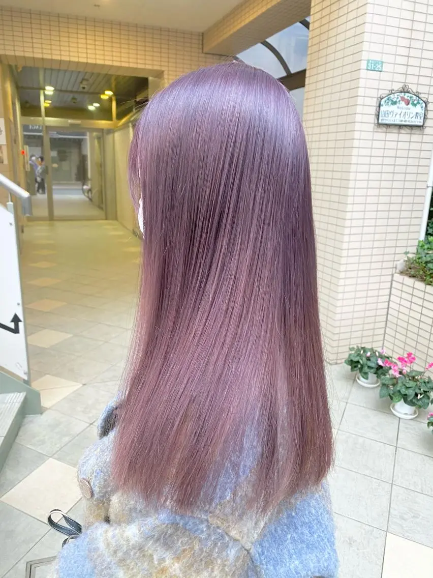 ミディアム ラベンダーベージュ 奥井 将希のヘアスタイル