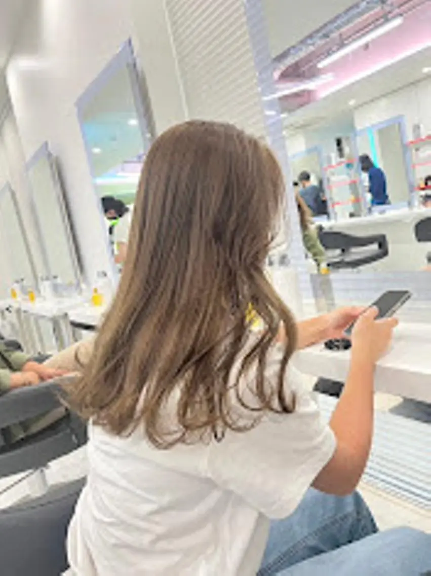 カラー 🪞THEATER 表参道店🩰のヘアスタイル