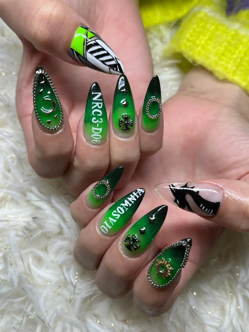 ネイル ハンドネイル nail salon FLEEKのネイルデザイン