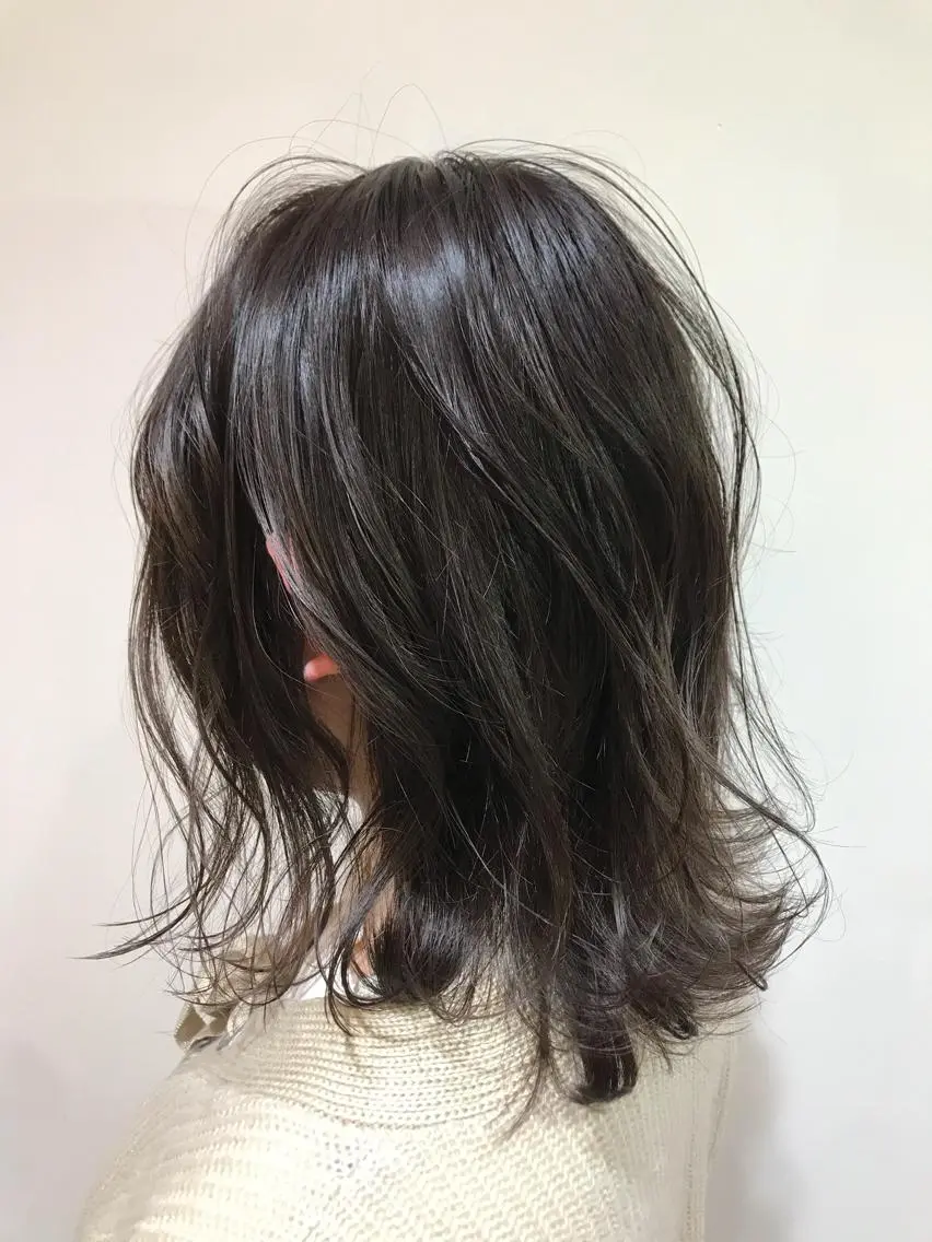 ミディアム カラー 黒髪 ブルーカラー 似合わせ/ カラー.岡田友仁のヘアスタイル