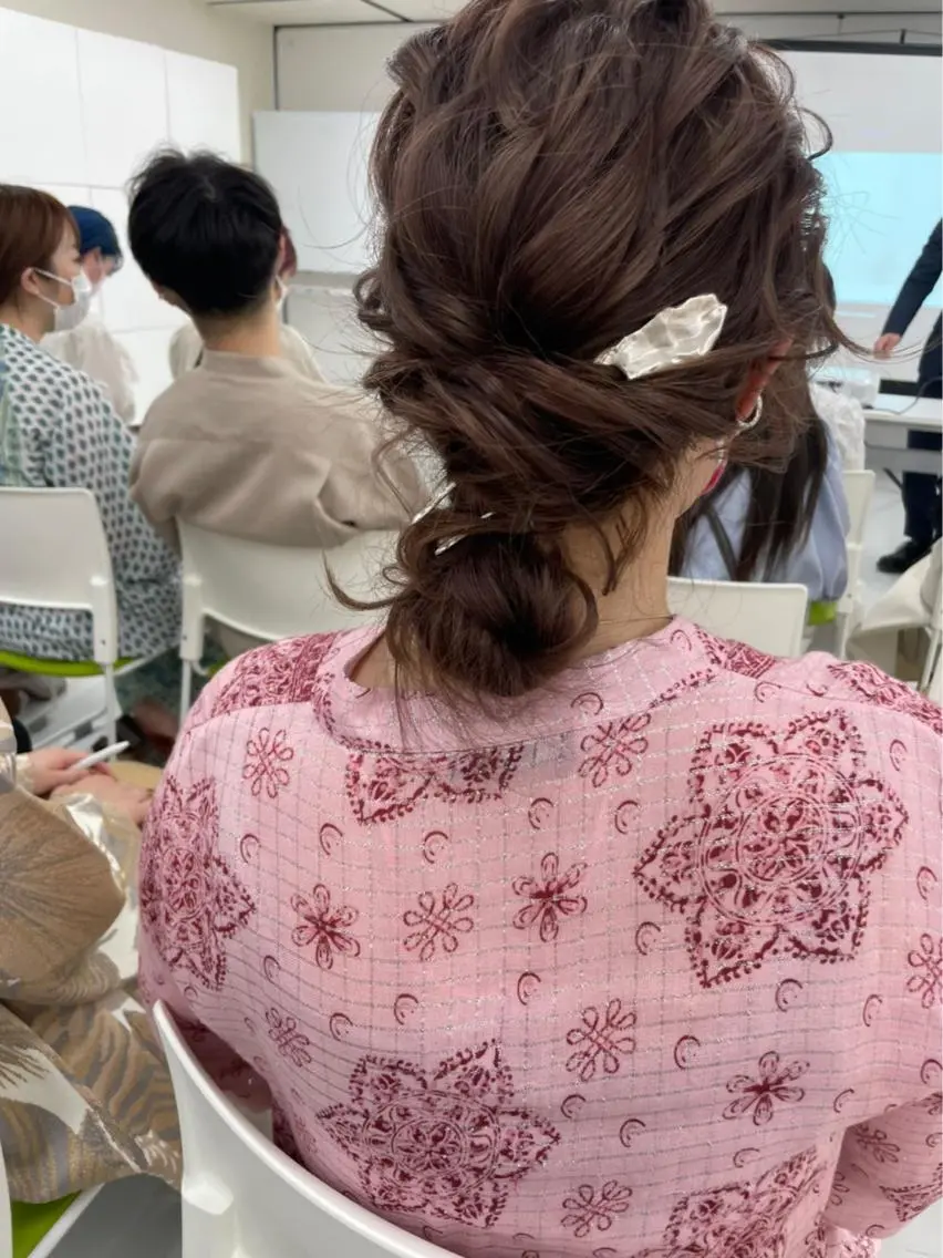 ロング ヘアアレンジ 透明感カラー 🎀エリコ🌈のヘアスタイル