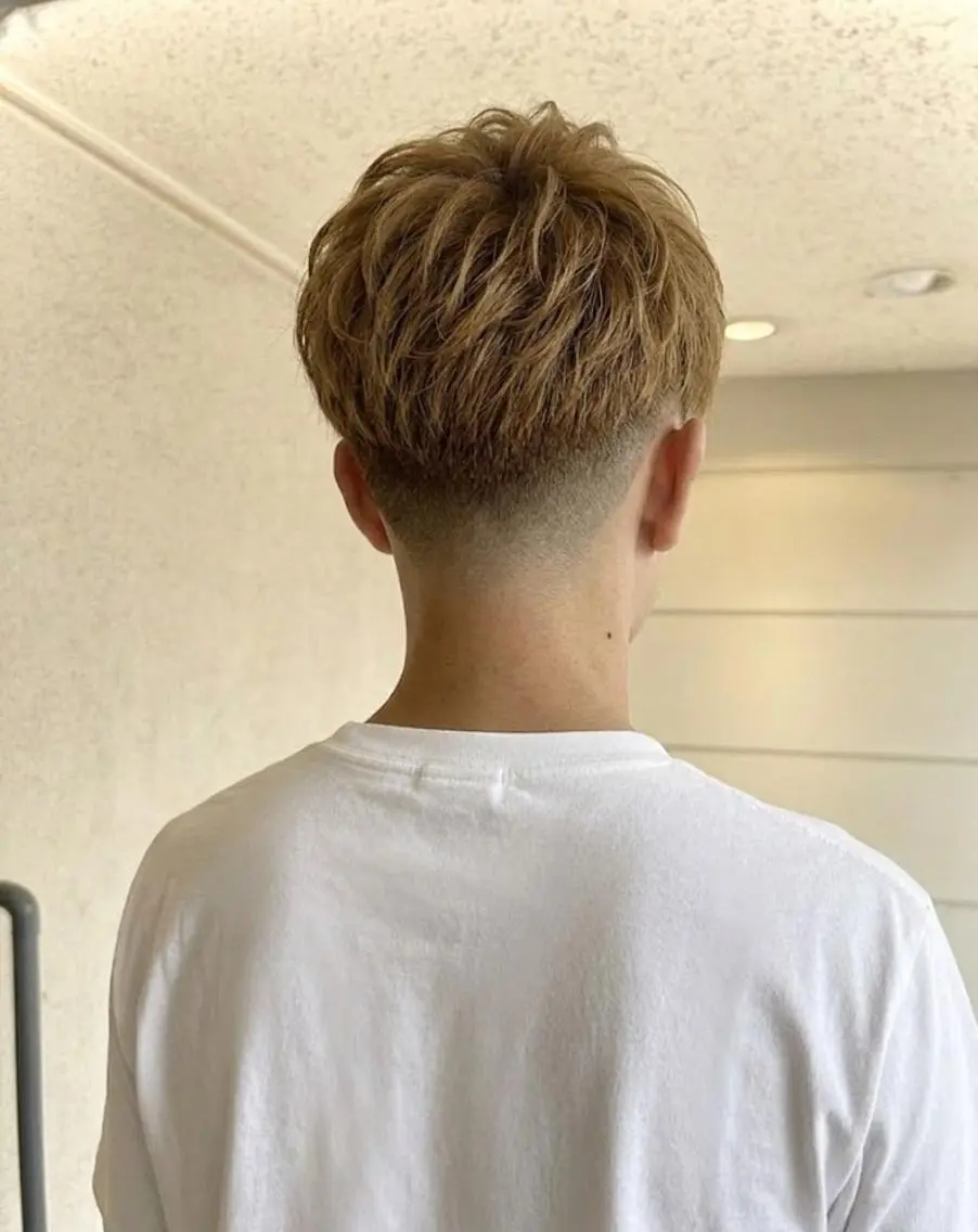 ショート レイヤーカット カット ヘアカラー トリートメント ヘッドスパ flencia 丸 和博|カットのヘアスタイル