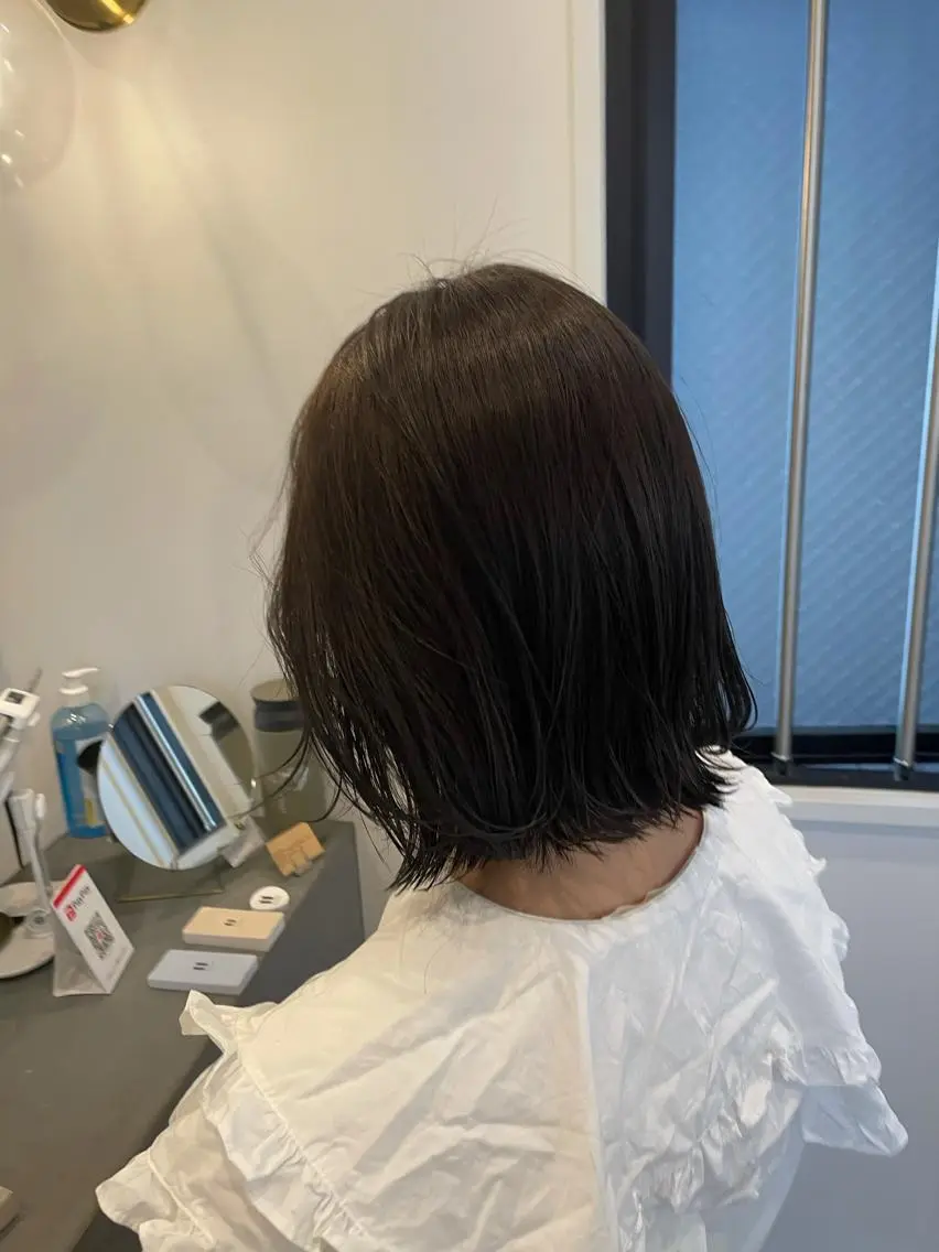 ミディアム カラー アッシュ 透明感カラー やまさきえりこ ニュアンスパーマのヘアスタイル