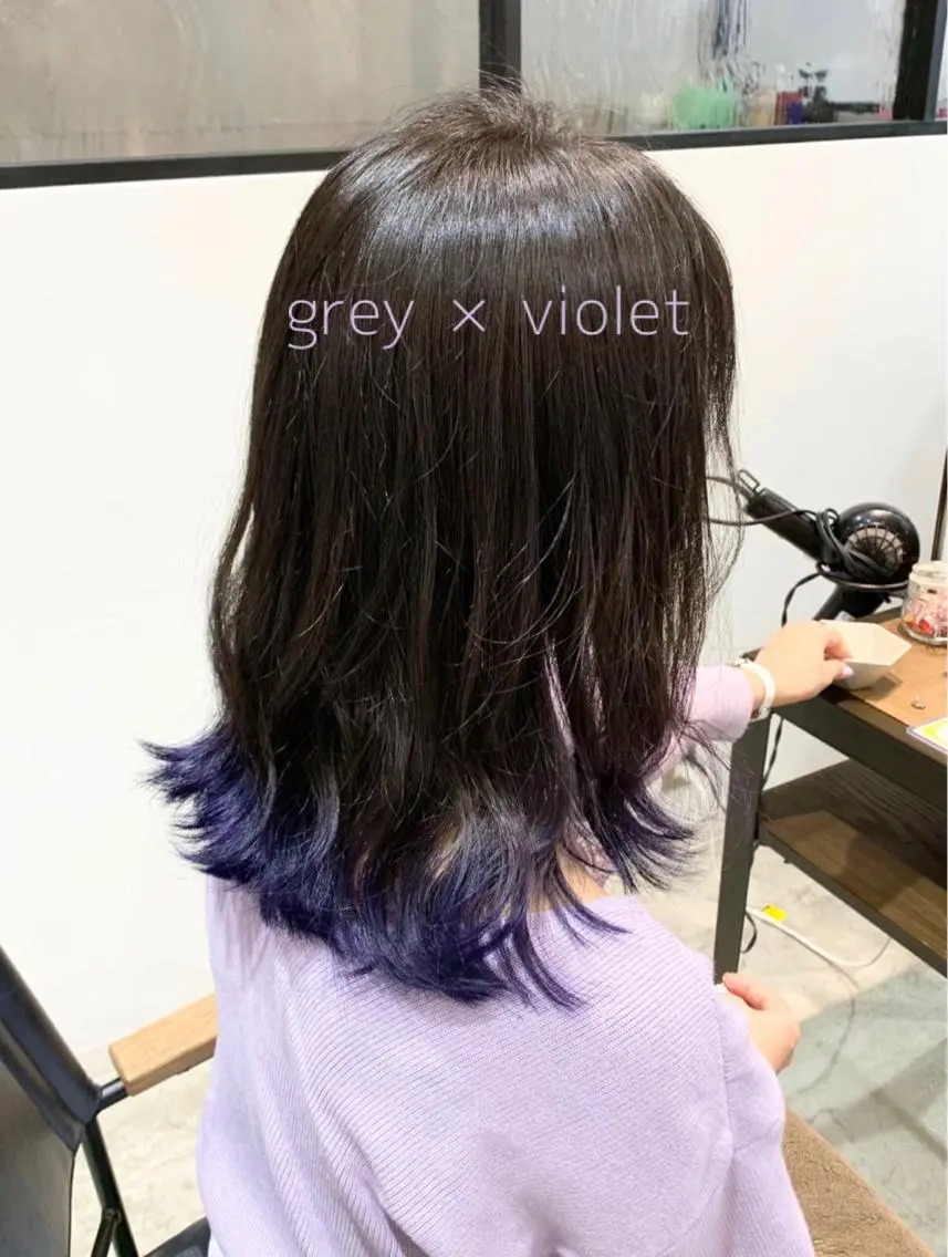 ミディアム カラー ヘアアレンジ バイオレットカラー ヘアカラー トリートメント 似合わせレイヤー/ 美髪縮毛矯正/ミナエのヘアスタイル