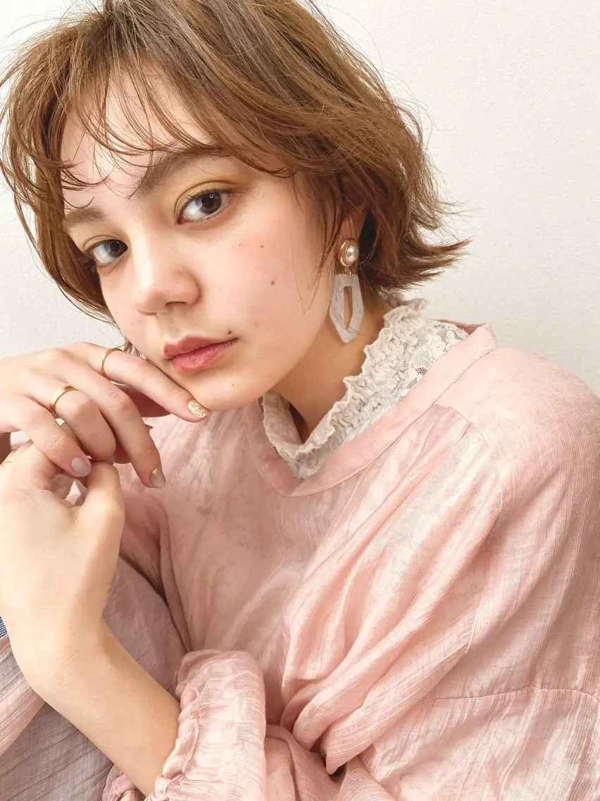 ショート 川尻 詩織のヘアスタイル