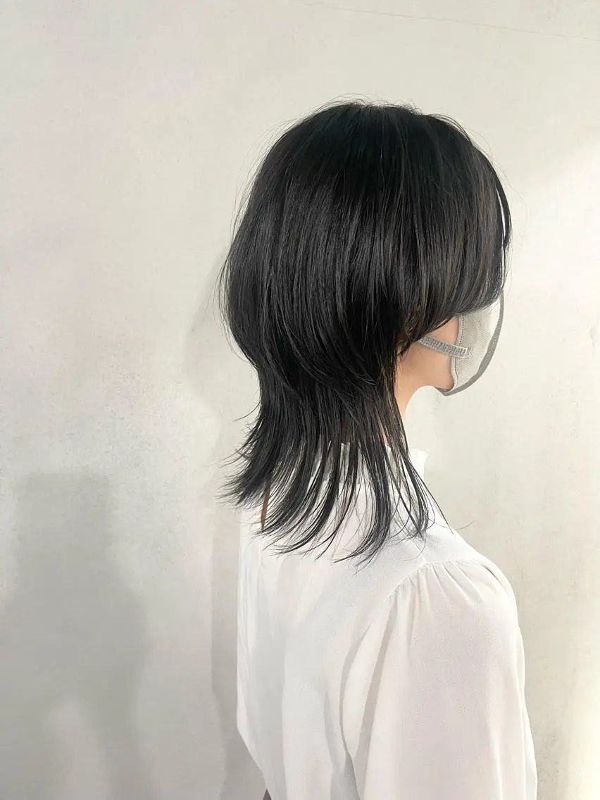 セミロング ウルフカット 柏 ウルフ/レイヤー 田中佐和🐺のヘアスタイル